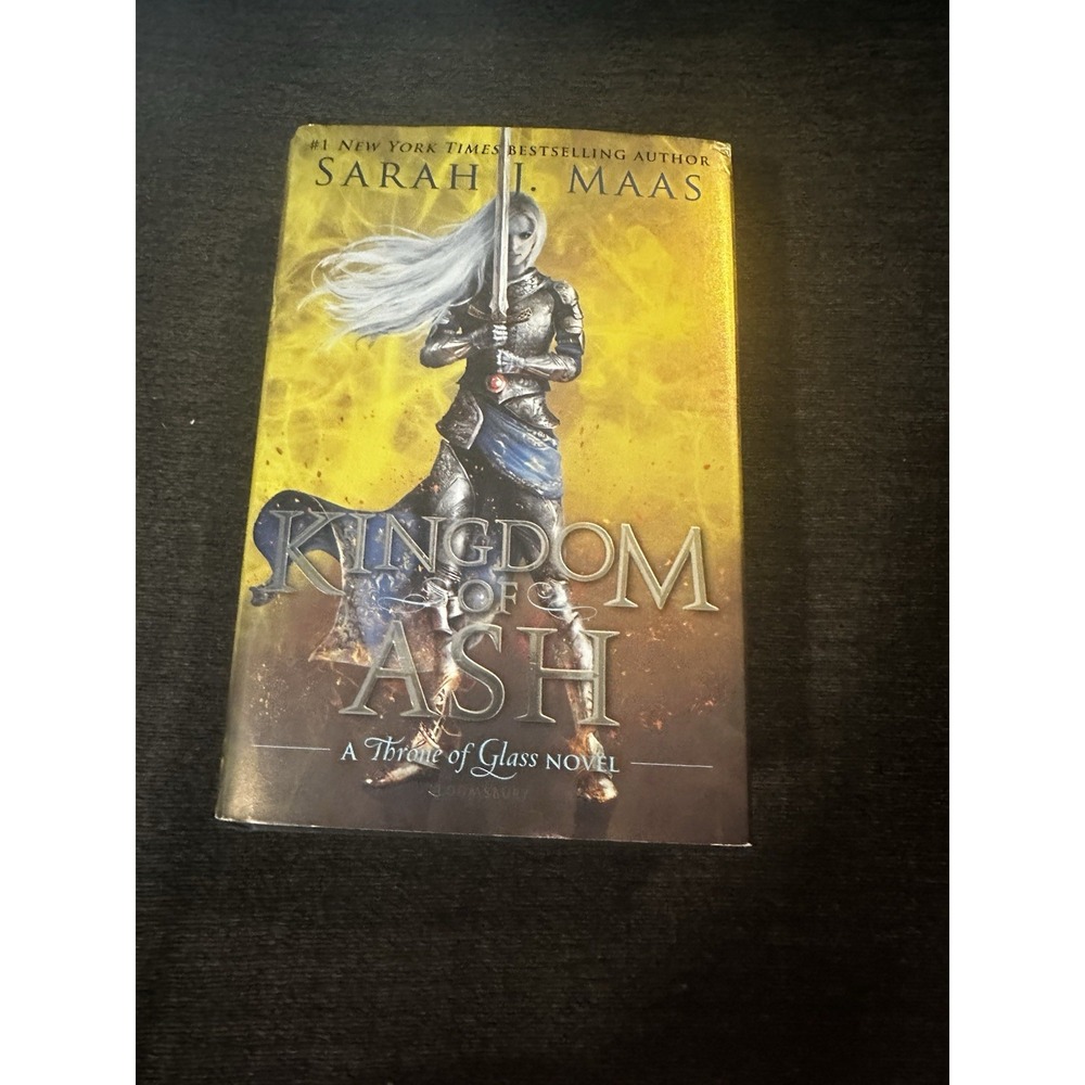 Kingdom of Ash by Sarah J. Maas - 2018 Throne of Glass - First 1st Edition Print